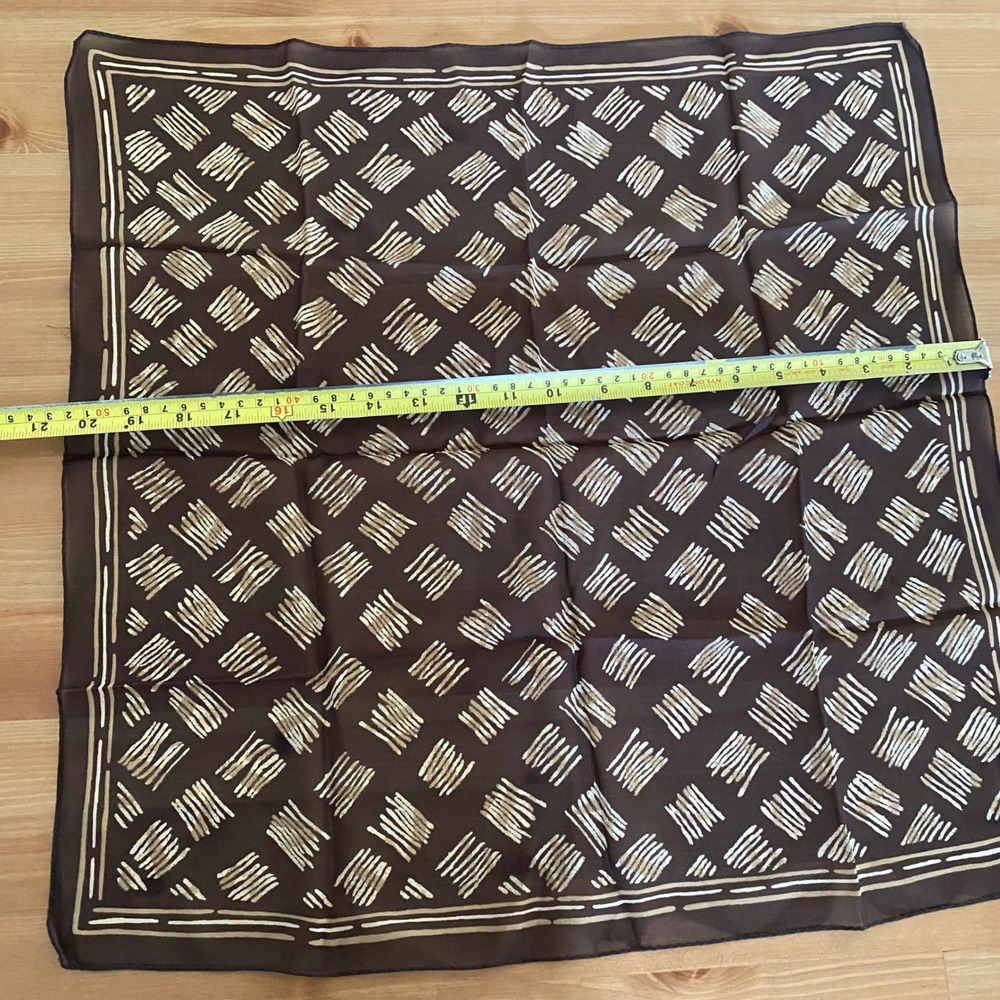 VTG Loft Ann Taylor Brown Cream Abstract Hatch Mark Print 100% Silk Square Scarf - Picture 6 of 10